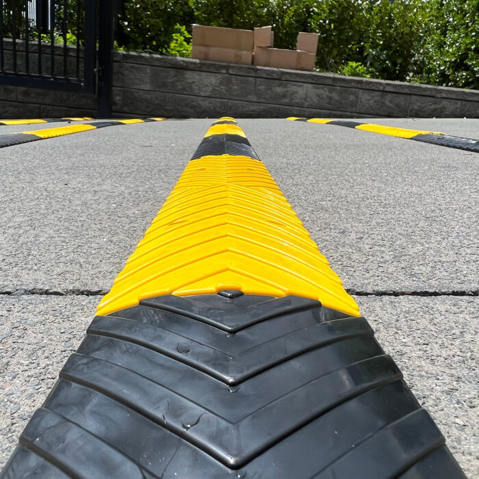 500MM BLACK Plastic Rumble Strip - Image 4