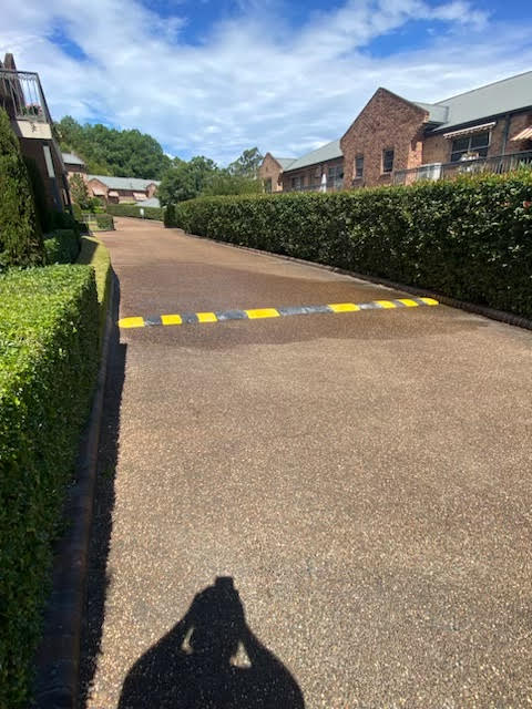 The Grange at Berry Over 50s Lifestyle Villae driveway Speed Humps